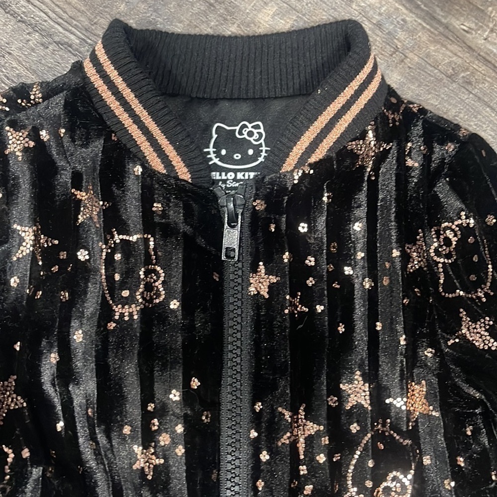 Hello Kitty jacket - Picture 5 of 10